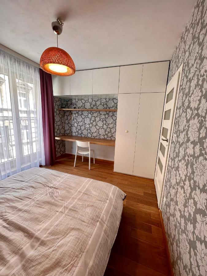 Appartamento Browar Lubicz- 5Min Walk To The Old Town, Garage Cracovia Esterno foto